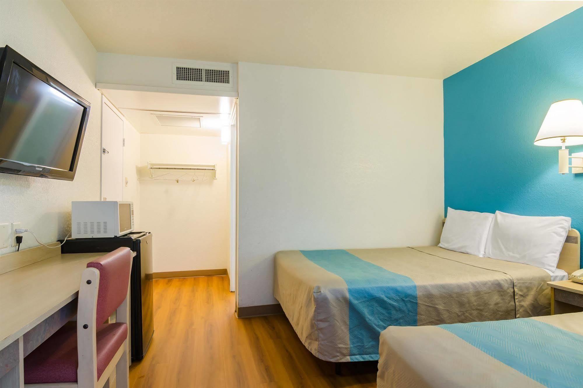 Motel 6-Mitchell, Sd Eksteriør bilde