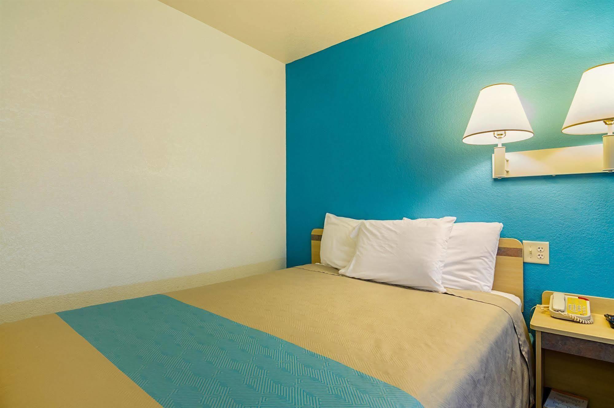 Motel 6-Mitchell, Sd Eksteriør bilde