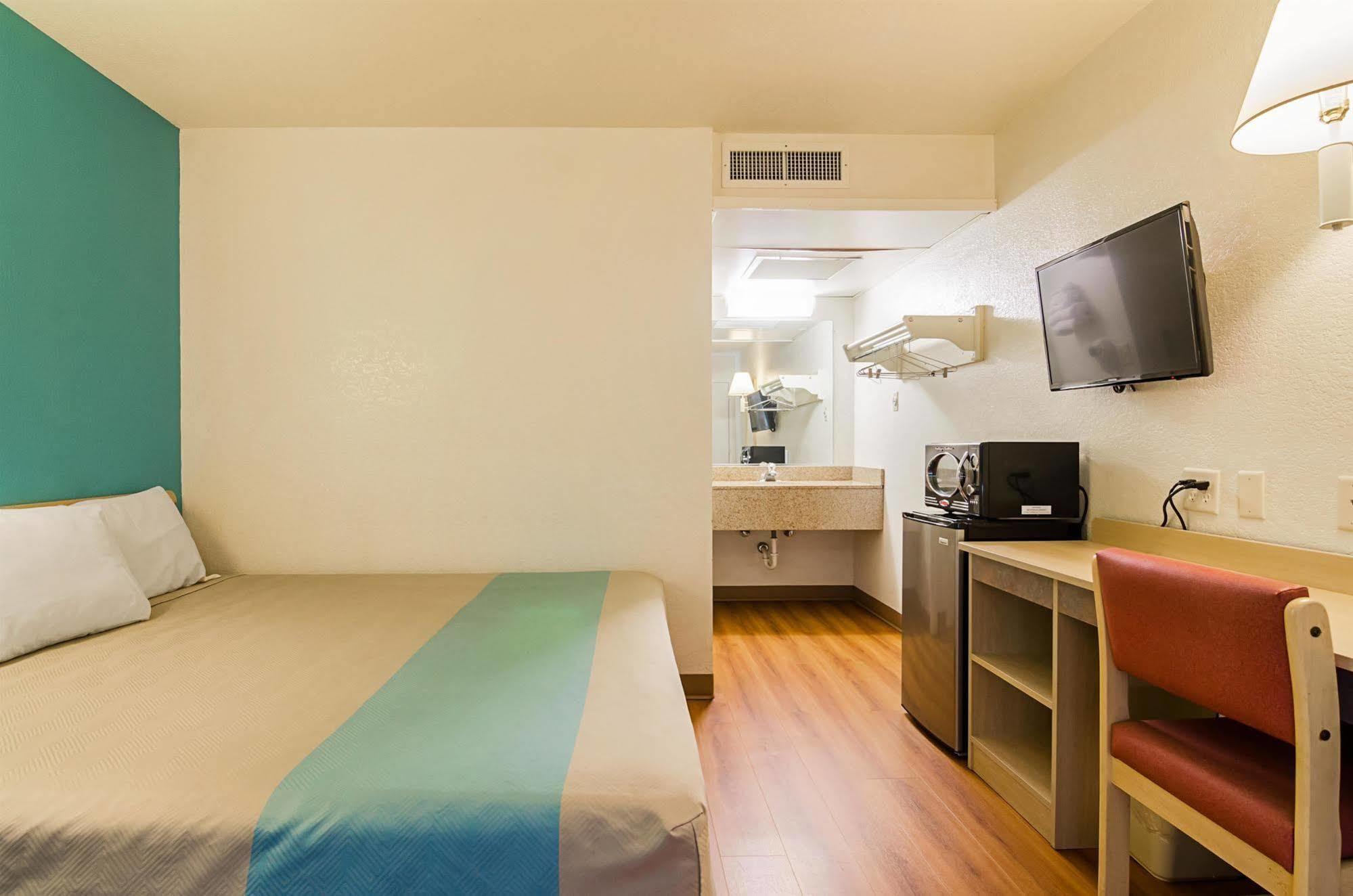 Motel 6-Mitchell, Sd Eksteriør bilde