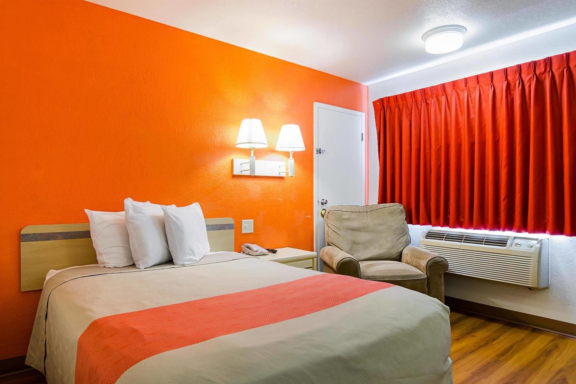 Motel 6-Mitchell, Sd Eksteriør bilde