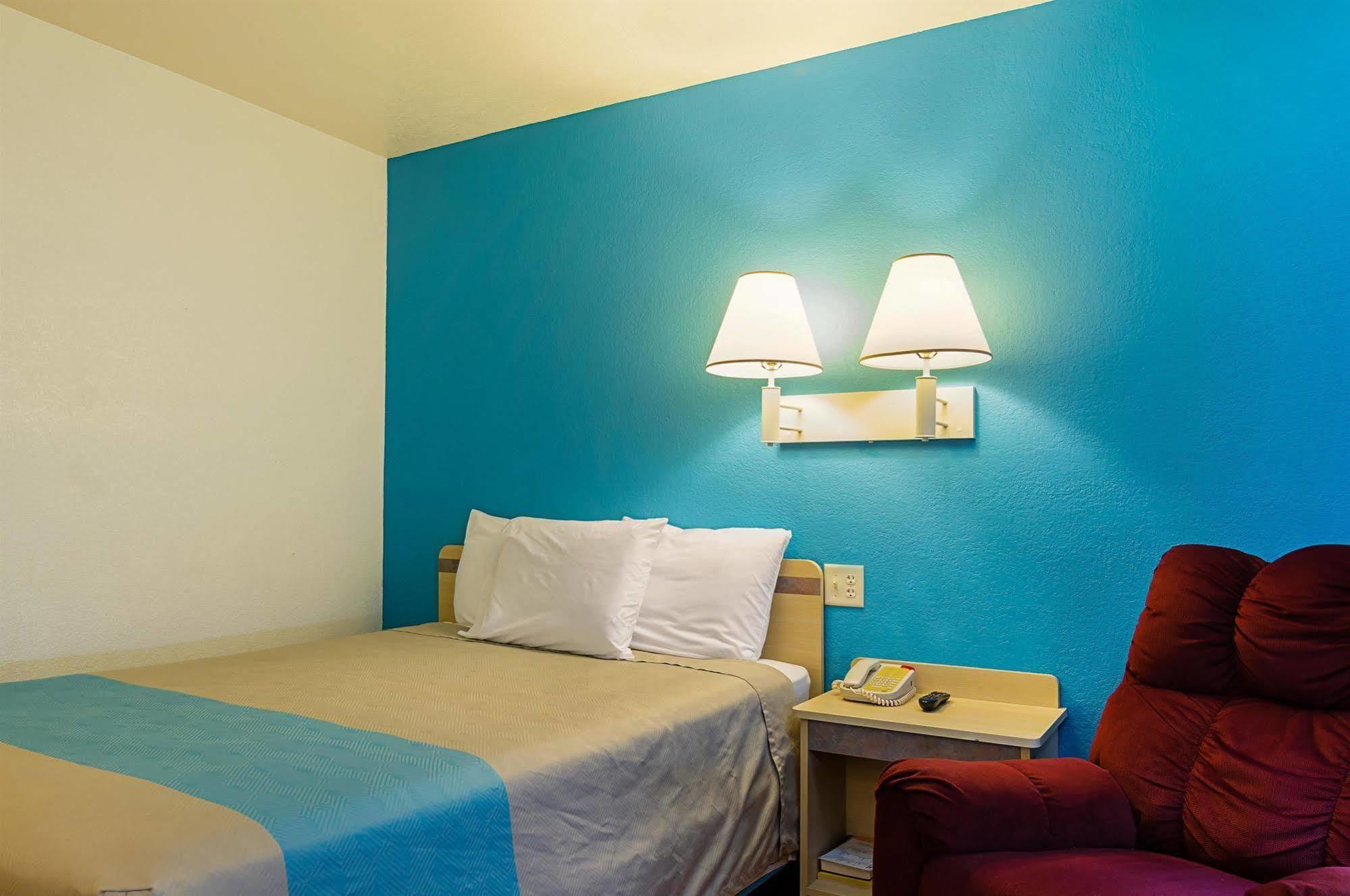 Motel 6-Mitchell, Sd Eksteriør bilde